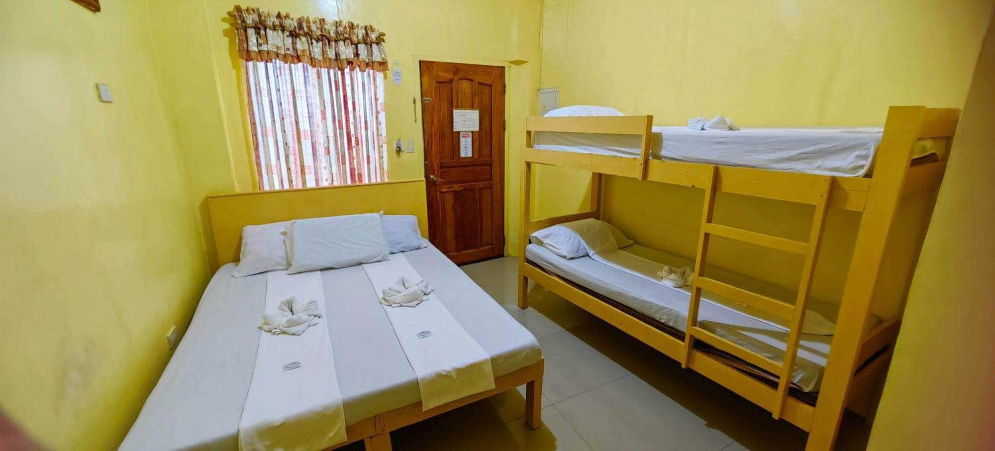 Las Residencias Bed And Breakfast Puerto Princesa Dış mekan fotoğraf